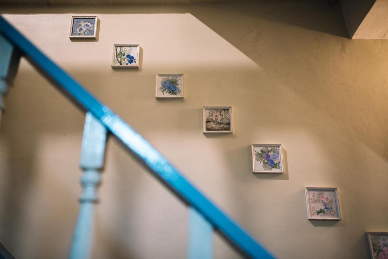 Lhong Yaowarat Hostel Bangkok Ngoại thất bức ảnh