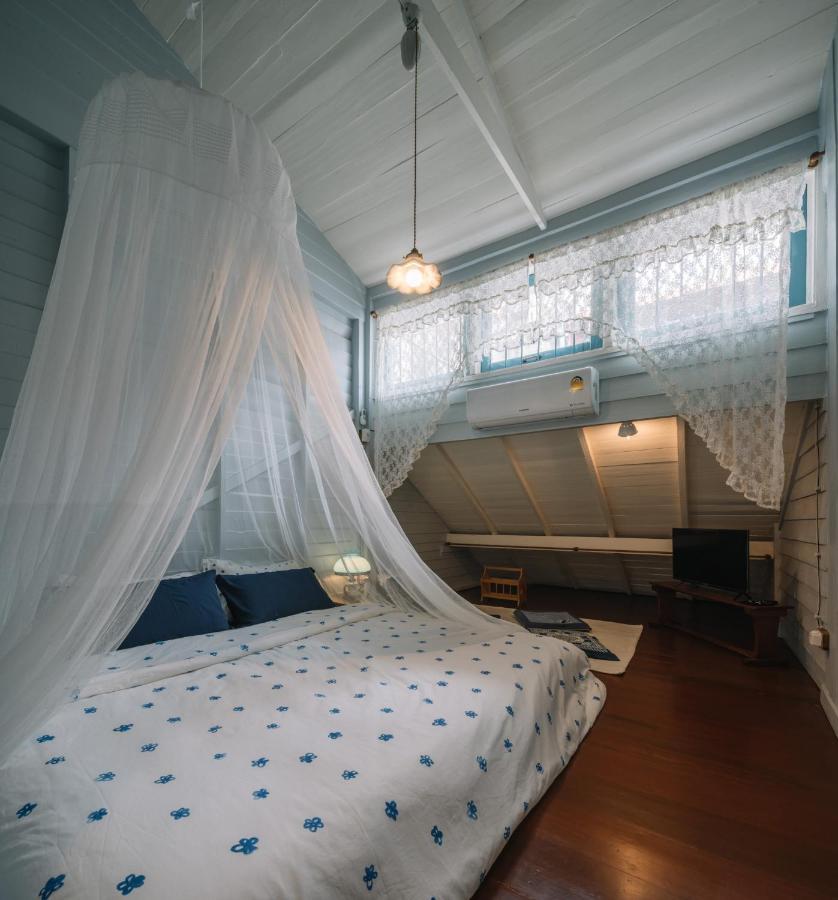 Lhong Yaowarat Hostel Bangkok Ngoại thất bức ảnh